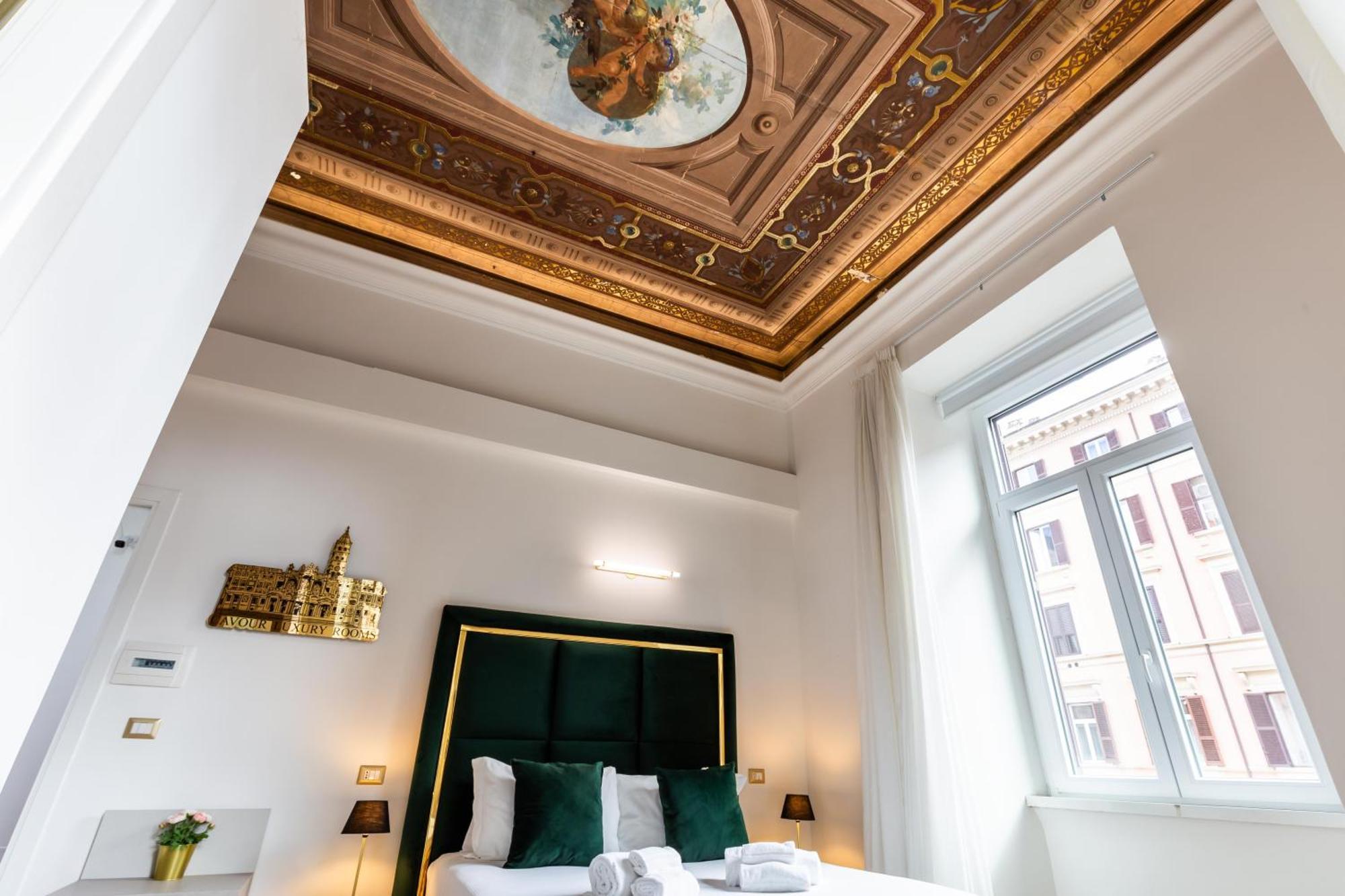 Cavour Luxury Rooms - Lr Collection Roma Esterno foto